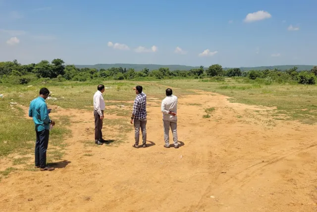 ఖరీఫ్ ధాన్యం కొనుగోలు కేంద్రానికి ఆర్డీవో స్థల పరిశీలన