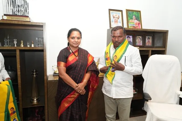 తెలంగాణ రక్షణ సేనలోకి నిర్మల్ బీజేపీ ఎస్టీ మోర్చా అధ్యక్షుడు తెలంగాణ రక్షణ సేనలోకి నిర్మల్ బీజేపీ ఎస్టీ మోర్చా అధ్యక్షుడు