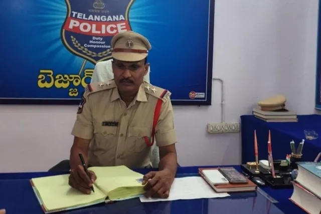 బెజ్జూర్‌ నూతన ఎస్‌ఐగా విజయ్‌ బాధ్యతలు స్వీకరణ