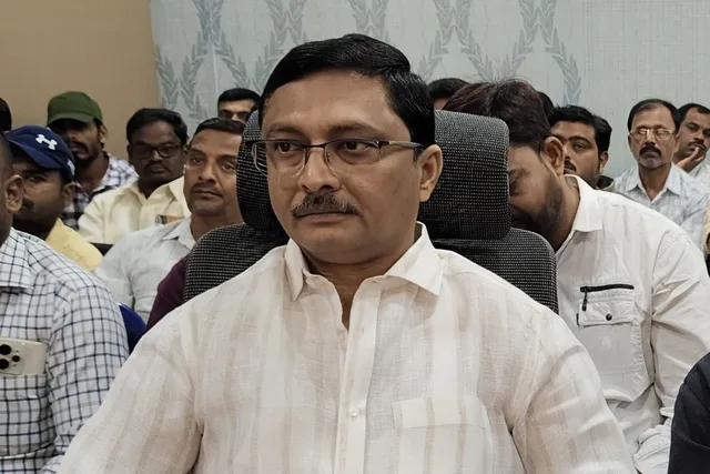 పుంగనూరు మున్సిపల్ ఎన్నికల నామినేషన్ పత్రాలు అందుబాటులోకి