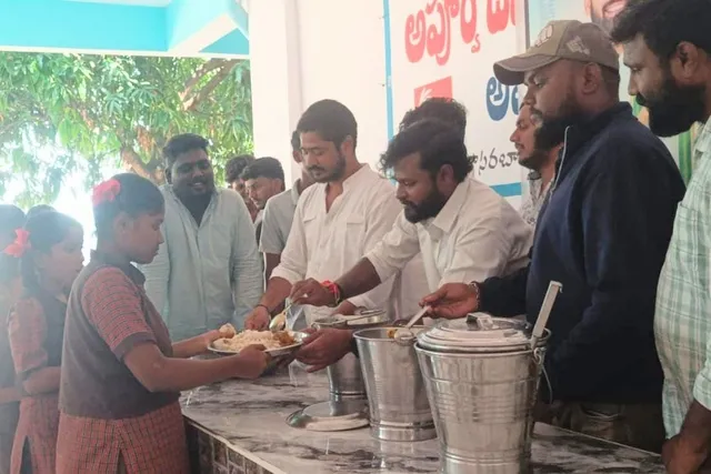 చలసాని రాజీవ్ జన్మదినం: అనాథాశ్రమంలో సేవా కార్యక్రమాలు