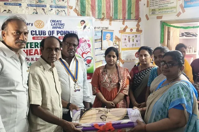 గర్భిణులు, తల్లులకు రోటరీ క్లబ్ ఆధ్వర్యంలో ఆరోగ్య, పౌష్టికాహార అవగాహన గర్భిణులు, తల్లులకు రోటరీ క్లబ్ ఆధ్వర్యంలో ఆరోగ్య, పౌష్టికాహార అవగాహన