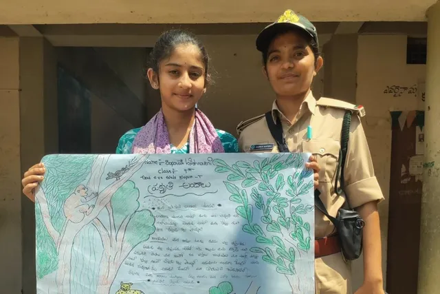 చిత్రలేఖనం పోటీలో విద్యార్థుల ఉత్సాహం