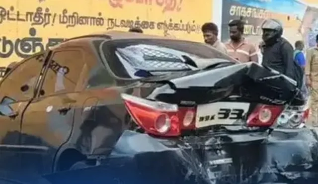 தேனியில் அரசு பேருந்து, டிராக்டர், கார் விபத்து.. இளம்பெண் பலி