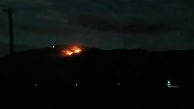 மேகமலை புலிகள் காப்பகம் பெருமாள் மொட்டை பகுதியில் காட்டுத்தீ மேகமலை புலிகள் காப்பகம் பெருமாள் மொட்டை பகுதியில் காட்டுத்தீ