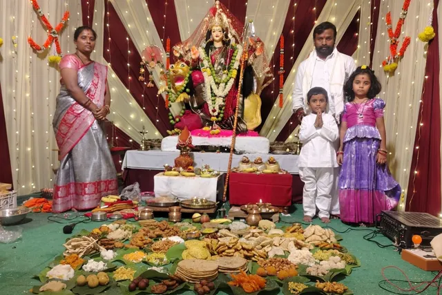 ఉషోదయ కాలనీలో వైభవంగా దుర్గా నవరాత్రి ఉత్సవాలు