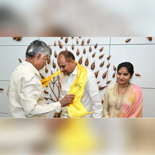 చిన్న శ్రీనుకు షాకిచ్చిన సీఎం చంద్రబాబు