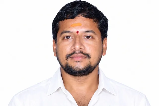 పామూరు ఎంపీటీసీ బరిలో స్వతంత్ర అభ్యర్థిగా విజయ్ కుమార్ చారి పామూరు ఎంపీటీసీ బరిలో స్వతంత్ర అభ్యర్థిగా విజయ్ కుమార్ చారి