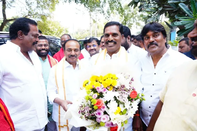 ఆదిరెడ్డి రాజిరెడ్డి జన్మదిన వేడుకల్లో పాల్గొన్న ఎంపీ ఈటల