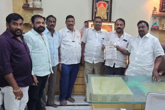 ఆర్యవైశ్య మహాసభ పొలిటికల్ కమిటీ రాష్ట్ర కార్యదర్శిగా అనిల్ ఆర్యవైశ్య మహాసభ పొలిటికల్ కమిటీ రాష్ట్ర కార్యదర్శిగా అనిల్
