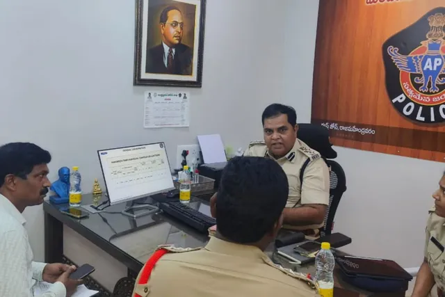 ఎస్పీ మండపేట పోలీస్ స్టేషన్ ఆకస్మిక తనిఖీ
