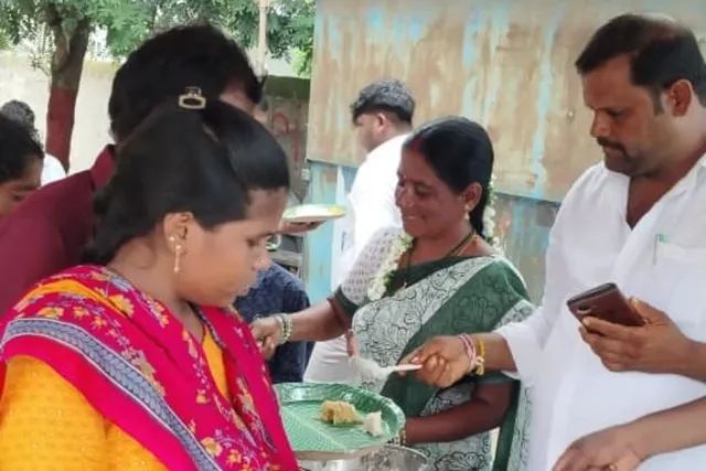 జన్నారం గ్రామంలో మహా అన్నదానం కార్యక్రమం