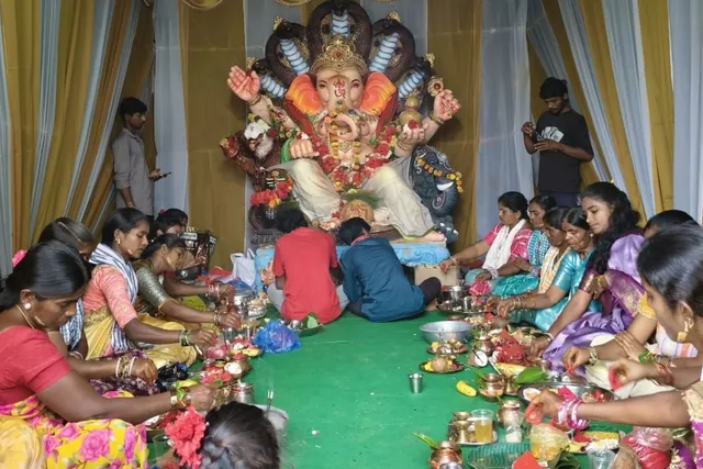 రాంపల్లిలో సామూహిక కుంకుమార్చన