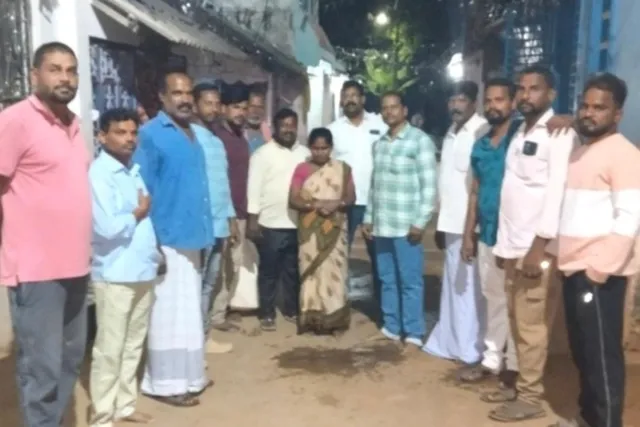 ప్రమాద బాధితుడికి ఆర్థిక సాయం అందజేత