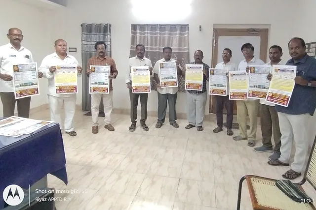 కార్తీక మాసం: ఏపీఎస్ఆర్టీసీ ప్రత్యేక యాత్రా బస్సుల గోడపత్రికల ఆవిష్కరణ కార్తీక మాసం: ఏపీఎస్ఆర్టీసీ ప్రత్యేక యాత్రా బస్సుల గోడపత్రికల ఆవిష్కరణ