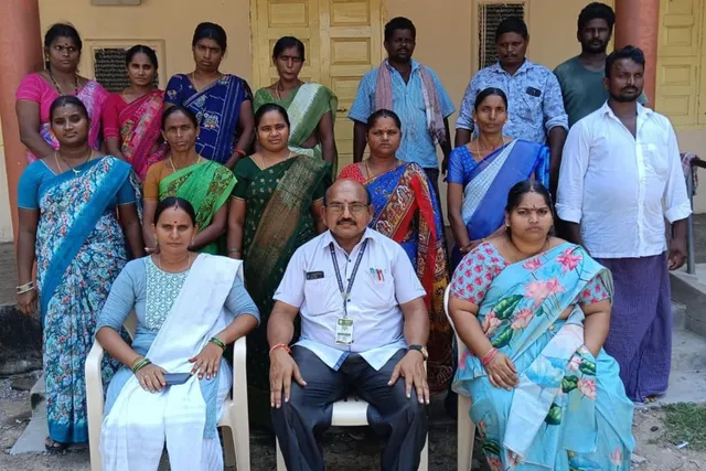ఐనపూరు హైస్కూల్ కమిటీ చైర్మన్ గా శివనాగభవాని ఏకగ్రీవం ఐనపూరు హైస్కూల్ కమిటీ చైర్మన్ గా శివనాగభవాని ఏకగ్రీవం