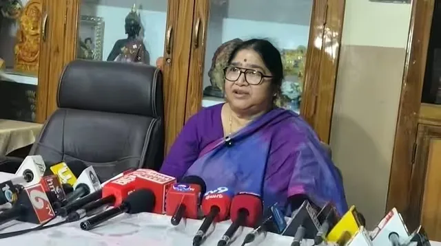 టీడీపీకి పార్టీకి రాజీనామా చేసిన మాజీ ఎమ్మెల్యే లక్ష్మీదేవి