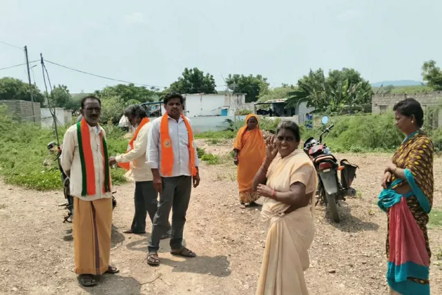 ఎస్టీ కాలనీలో నెలకొన్న సమస్యలకు పరిష్కారం చూపాలి: బిజేపి ఎస్టీ కాలనీలో నెలకొన్న సమస్యలకు పరిష్కారం చూపాలి: బిజేపి