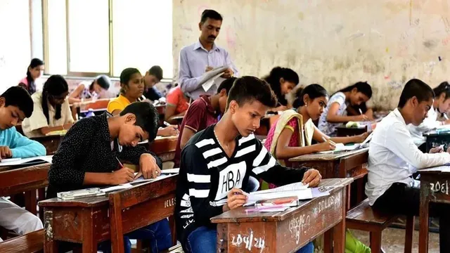 తెలంగాణ పదో తరగతి (SSC) పరీక్షల ఫీజు షెడ్యూల్ విడుదల!