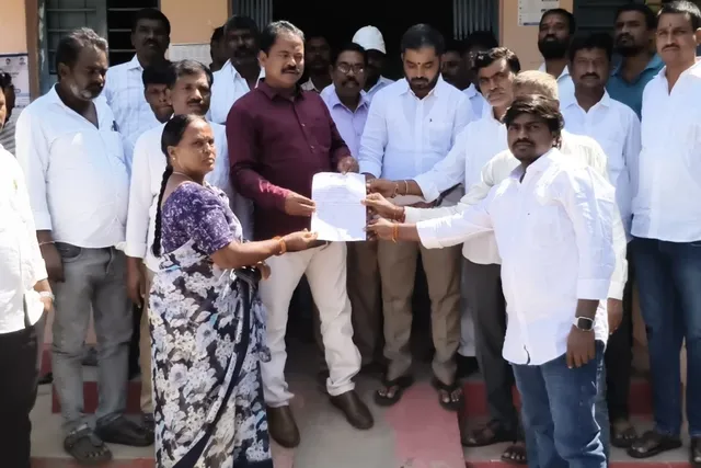నారాయణపేటలో 12 మందికి ఇందిరమ్మ ఇళ్ల మంజూరు