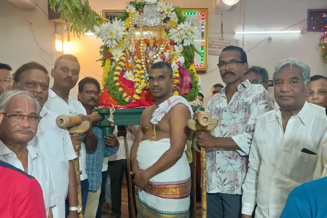 నరసాపురంలో ఘనంగా శరన్నవరాత్రి దుర్గాష్టమి వేడుకలు నరసాపురంలో ఘనంగా శరన్నవరాత్రి దుర్గాష్టమి వేడుకలు
