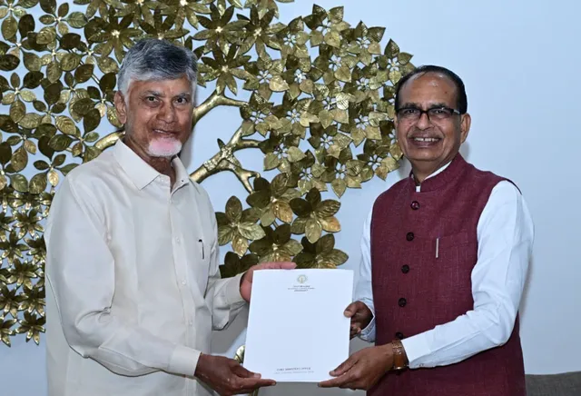 కేంద్రమంత్రి శివరాజ్ సింగ్ చౌహన్‌కు  సీఎం చంద్రబాబు లేఖలు