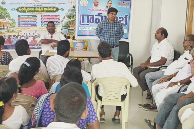 పురిటిపెంటలో గ్రామసభ.. అభివృద్ధికి సహకరించాలని పిలుపు