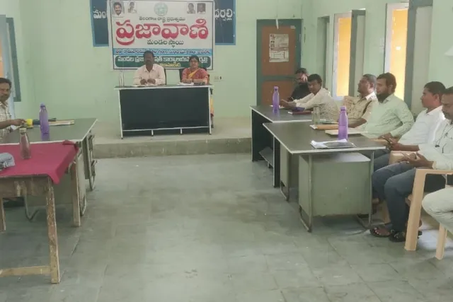 ధర్పల్లి మండల కేంద్రంలో మండల ప్రజావాణికి 4 ఫిర్యాదులు