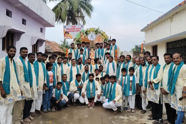 ఘనంగా మున్నూరు కాపు ఆధ్వర్యంలో గణేష్ నిమర్జనం