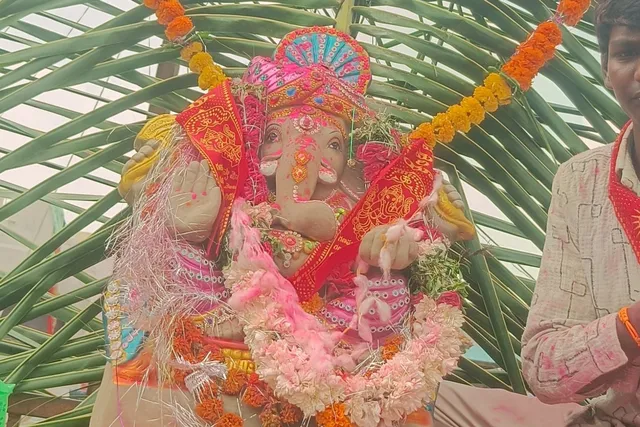 మద్నూర్ లో ఘనంగా మట్టి వినాయకుల శోభాయాత్ర