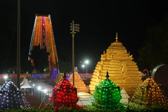 శ్రీశైలంలో దసరా శరన్నవరాత్రి మహోత్సవాలు: ఆలయం సిద్ధం