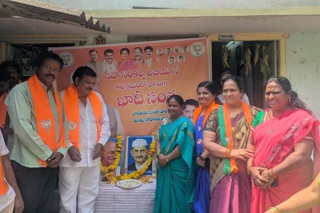 చేనేత కార్మికుల సమస్యలు తెలుసుకున్న బీజేపీ నేతలు