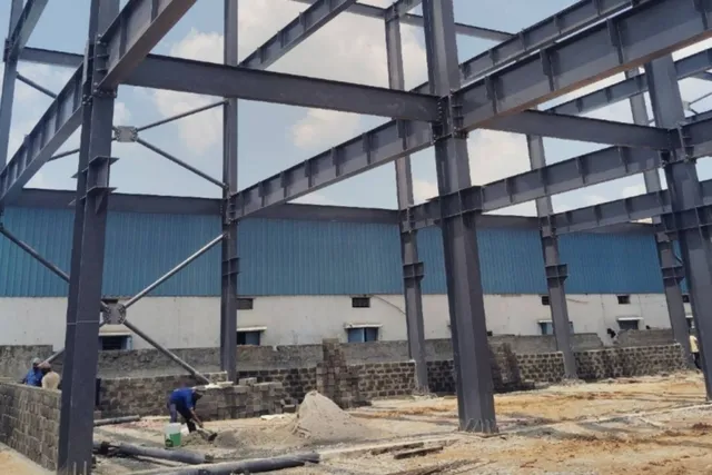 కొంపల్లి సర్కిల్ లో చక్రం తిప్పుతున్న చైన్‌మెన్లు?