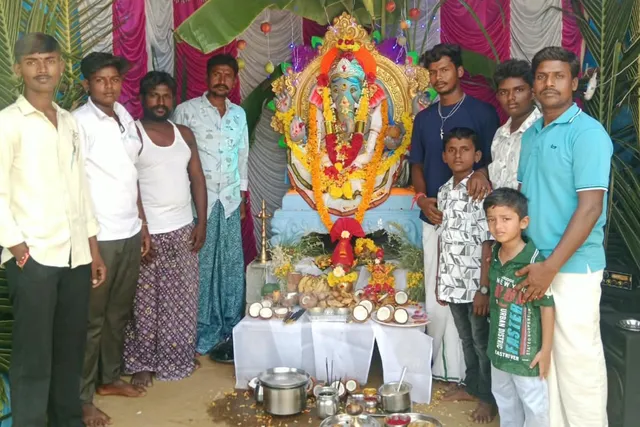 మేడాపురం దళితవాడలో ఘనంగా వినాయక చవితి వేడుకలు