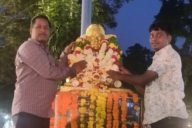 చాకలి ఐలమ్మను స్ఫూర్తిగా తీసుకోవాలి