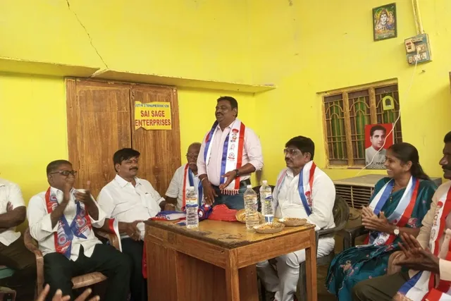 బీసీలు రాజకీయంగా ఎదిగితేనే అభివృద్ధి: బిళ్ళకంటి శ్రీనివాస్