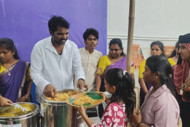 వేదిక్ విద్యాన్ స్కూల్లో వినాయక చవితి అన్నదాన కార్యక్రమం