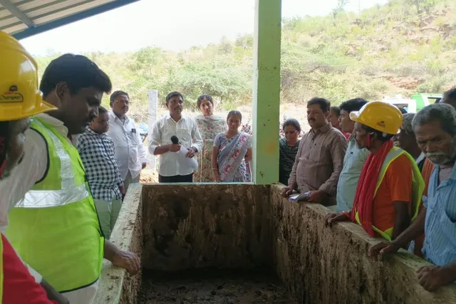 చెత్త నుండి సంపద తయారీపై అధికారులకు శిక్షణ