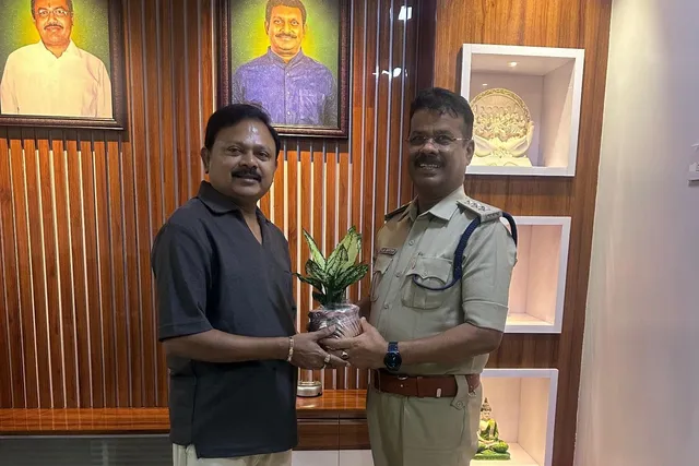 ఎమ్మెల్యేని కలిసిన గూడూరు డిఎస్పి