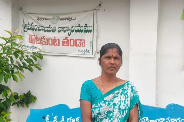 తన ఇల్లు ఇప్పించాలంటూ మహిళ ఆవేదన