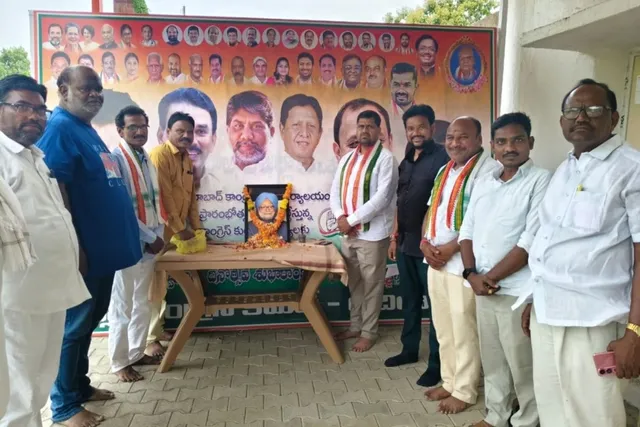 మన్మోహన్ సంస్కరణలతో దేశం పటిష్టం..నరేష్ జాదవ్