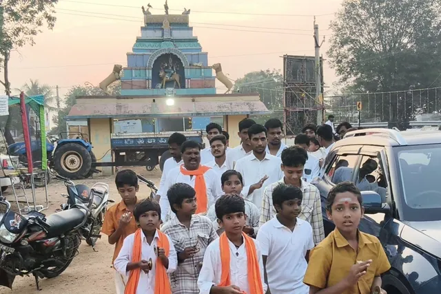 మక్తల్‌లో ఘనంగా కుంభేశ్వర ఆలయ భజన పాదయాత్ర