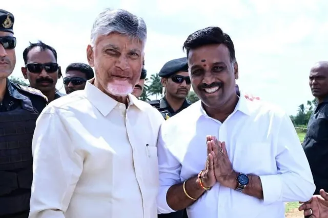 సీఎంకు ఘనస్వాగతం పలికిన పుంగనూరు నియోజకవర్గ ఇంచార్జీ