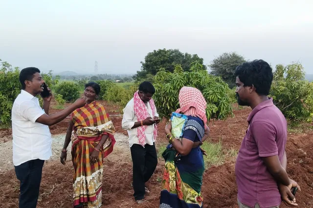 ప్రభుత్వ భూమి కబ్జాను అడ్డుకున్న సర్పంచ్ దాము