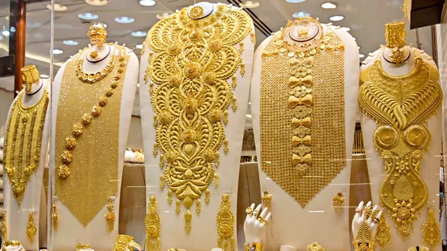 தங்கம் விலை இன்று மாலையில் சவரனுக்கு ரூ.800 குறைந்தது