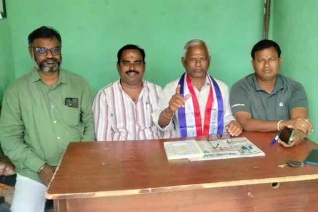 బీసీలకు కనీసం ఒక ఎమ్మెల్సీ స్థానం ఇవ్వాలి..మెట్టు గంగారం