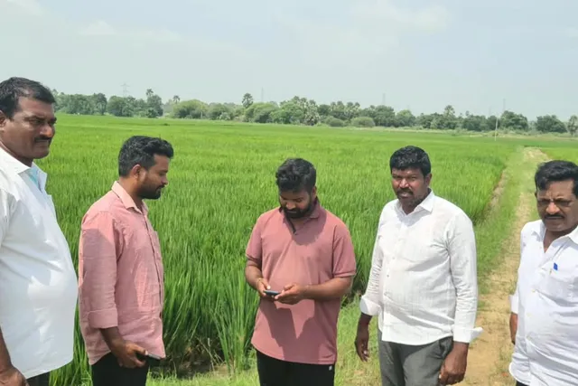 మోతే గ్రామంలో డిజిటల్ పంటల నమోదు కార్యక్రమం