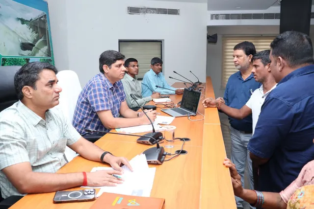 ప్రజావాణిలో 68 దరఖాస్తులు