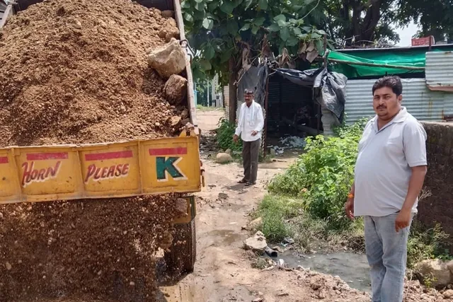 వినాయక నిమజ్జనానికి ముందే రోడ్ల మరమ్మతు