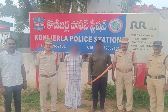ఖమ్మంలో ఇద్దరిపై కేసు నమోదు